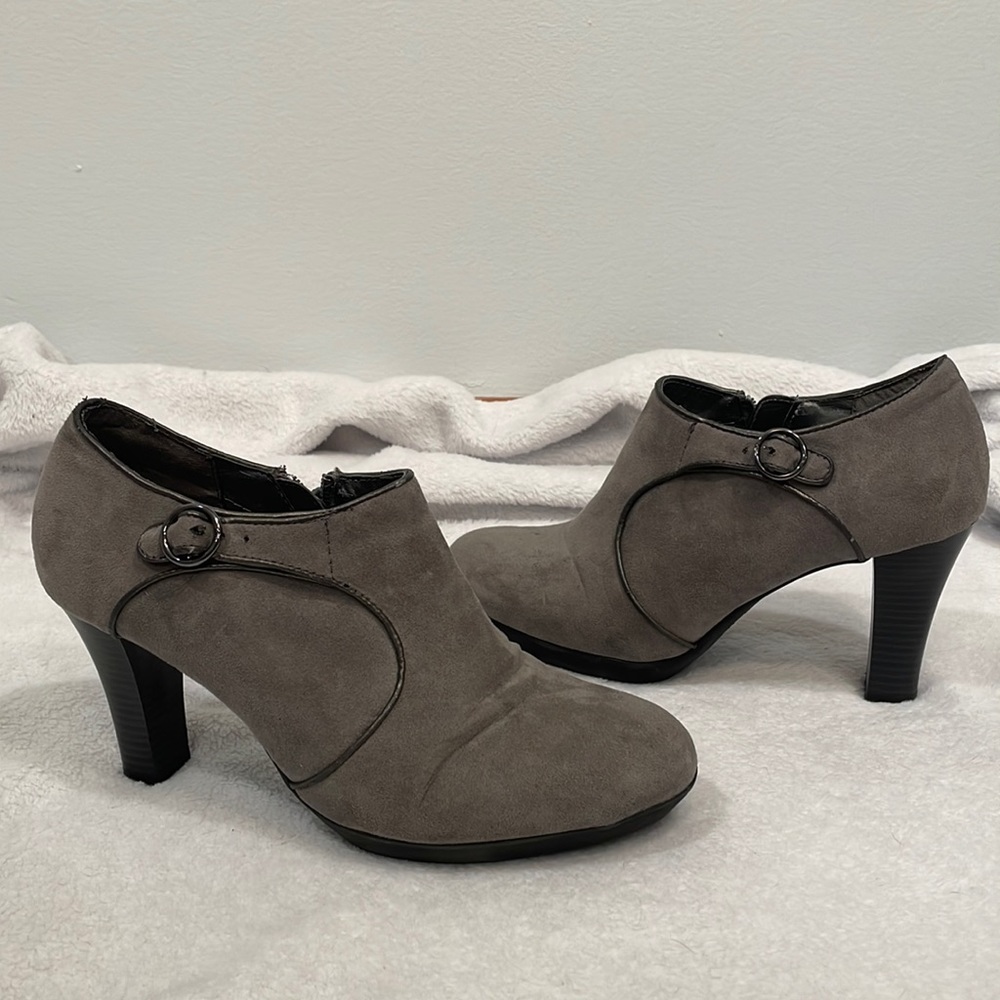 Sole(Sense)Ability Women's Ankle Boots